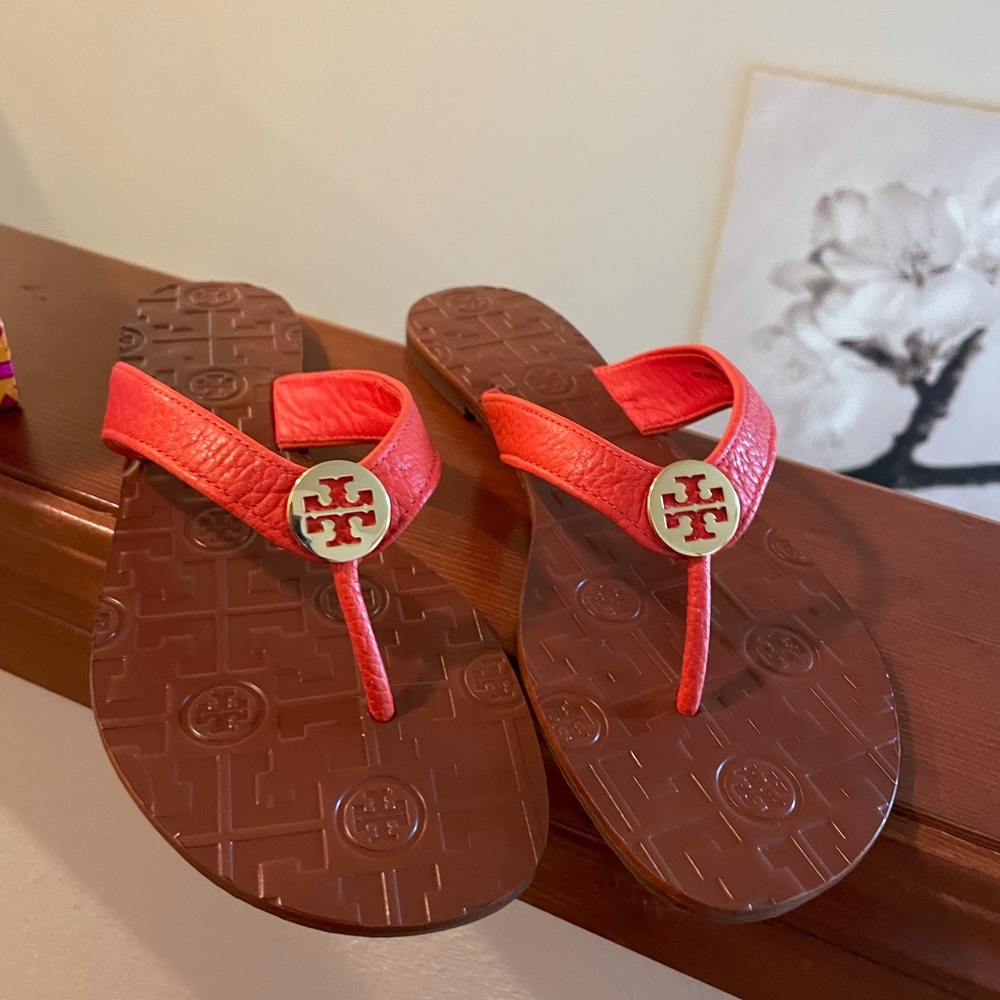 Sold$$$TORY BURCH THORA